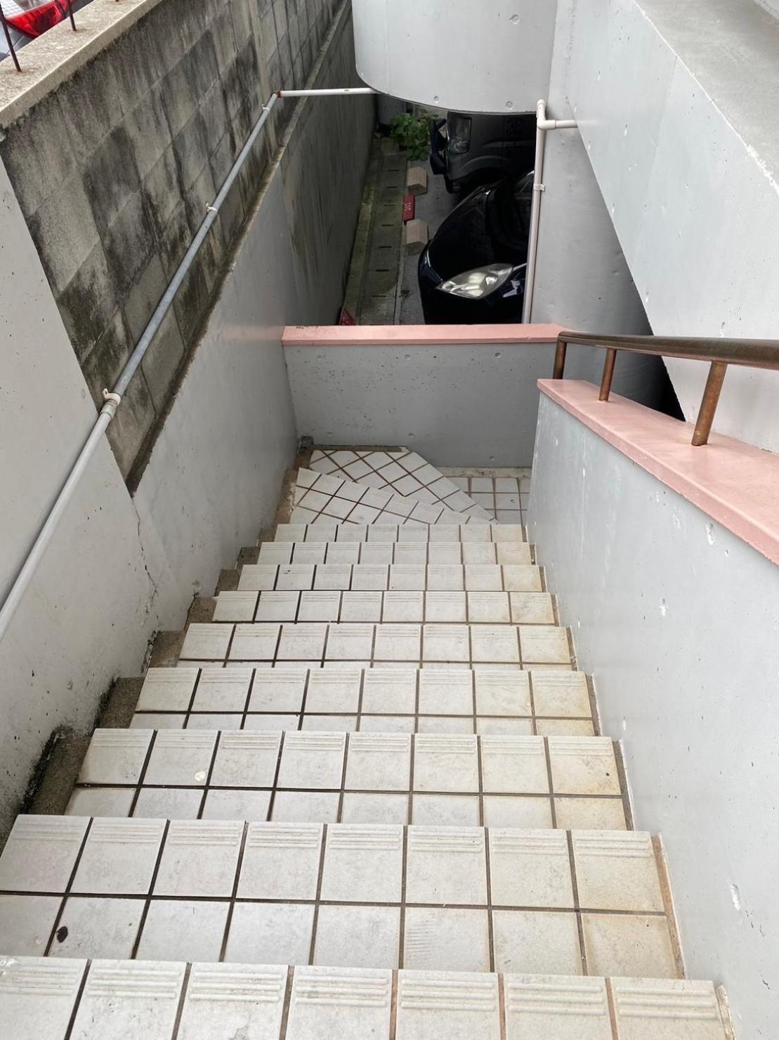 宜野湾市ジョイフル ローズアパートメント エクステリア 写真